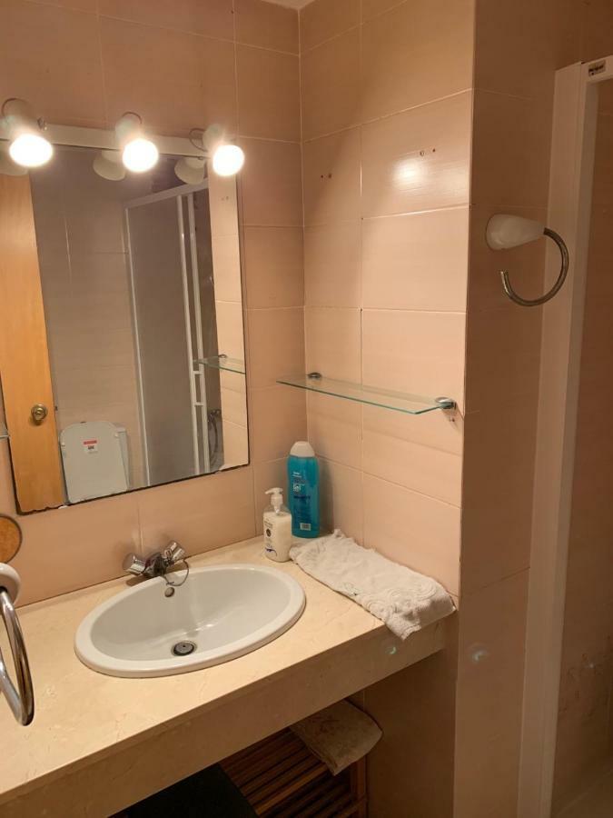 Apartamento Cambrilsfornia Apartment Ngoại thất bức ảnh